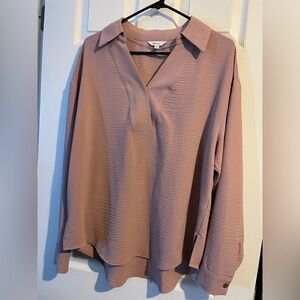 Long sleeve blouse, like NEW